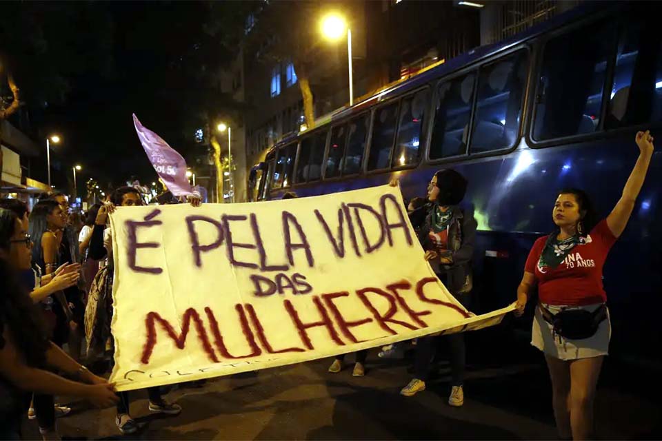 Hospital se nega a implantar DIU e alega valores religiosos