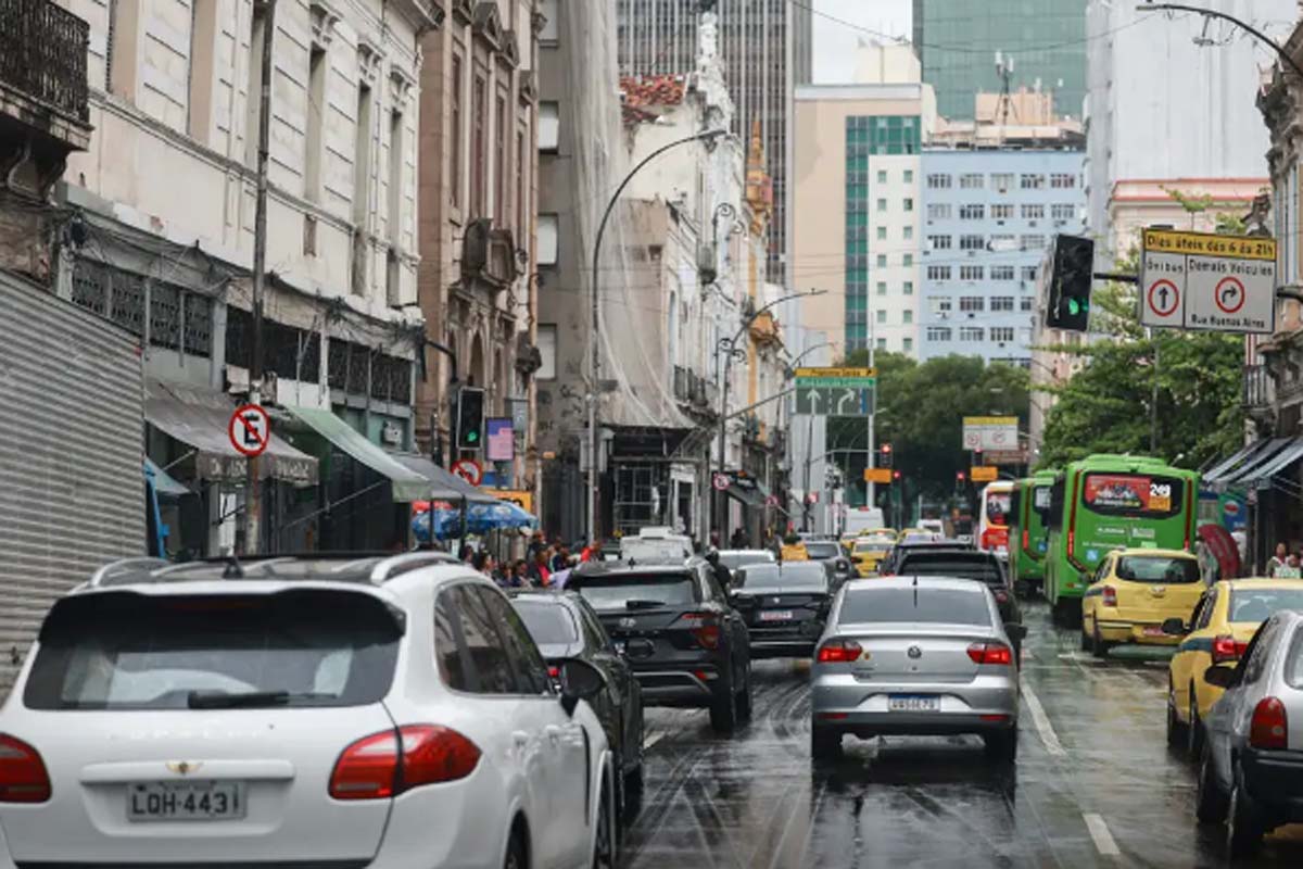 Adesivo eleitoral pode levar à perda da cobertura de seguro