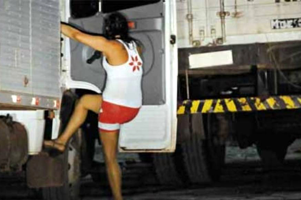 Caminhoneiro é assaltado por travestis durante madrugada em Vilhena