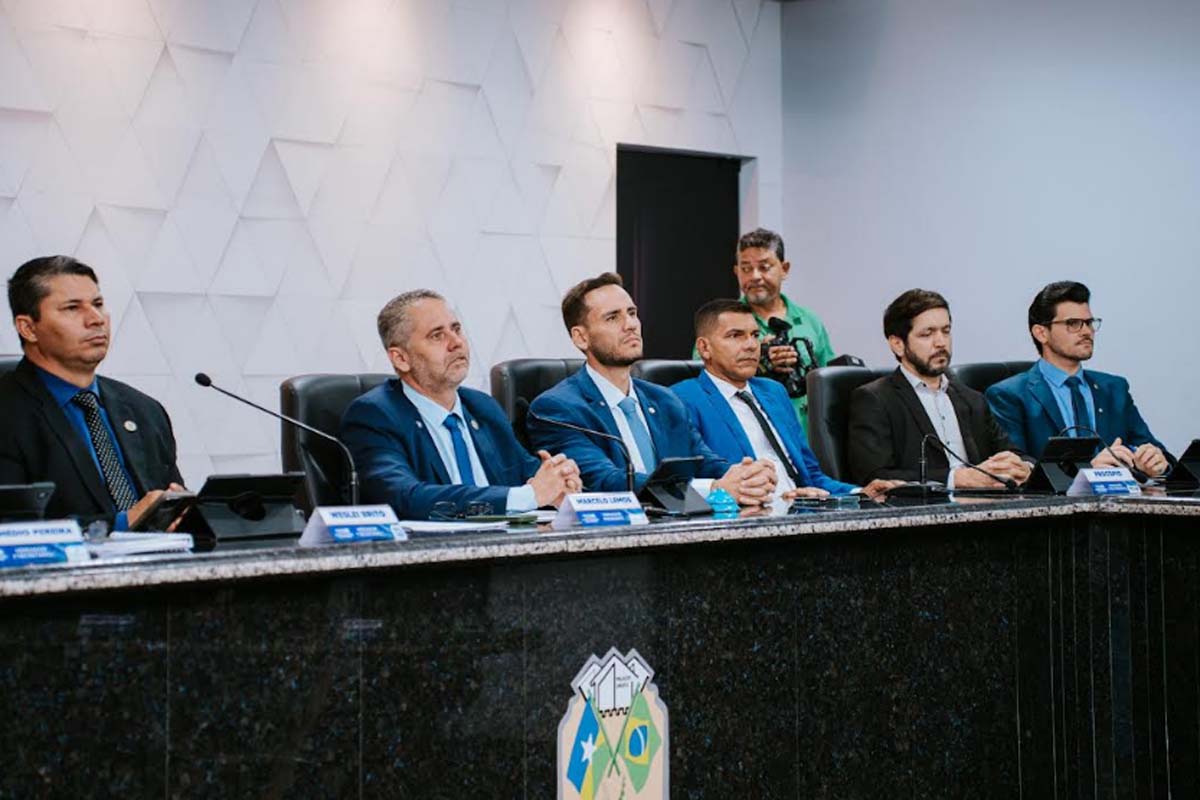 Prefeito Affonso abre ano legislativo na CMJP e reconhece atuação de vereadores  