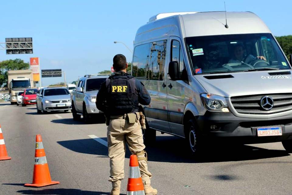 Polícia Rodoviária Federal registra mais de 70 mortes nas rodovias no feriado de carnaval 