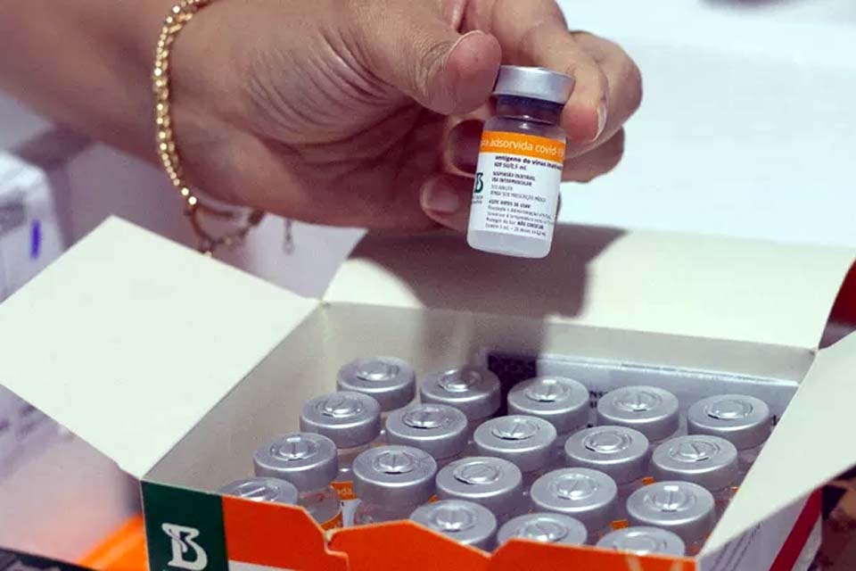 Ministério da Saúde compra 1 milhão de doses da CoronaVac para crianças de 3 a 5, diz Butantan