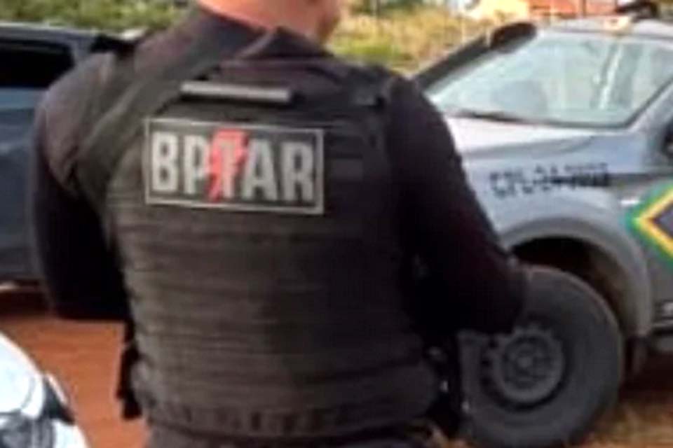 Homem morre após confronto armado com a polícia no distrito do Guaporé 