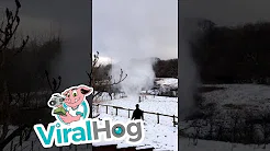 Cinegrafista flagra pequeno tornado de neve