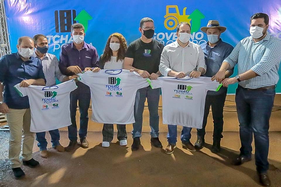 Presidente Alex Redano participa do lançamento do Tchau Poeira em Alto Alegre dos Parecis