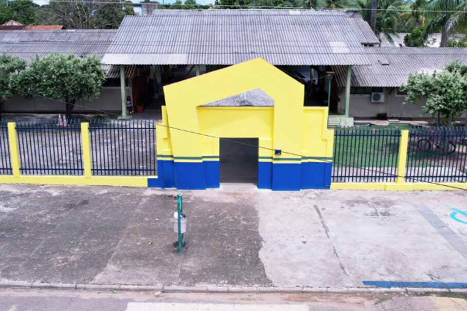 Melhorias em escolas estaduais fortalecem o esporte, lazer e bem-estar de estudantes em Jaru e região