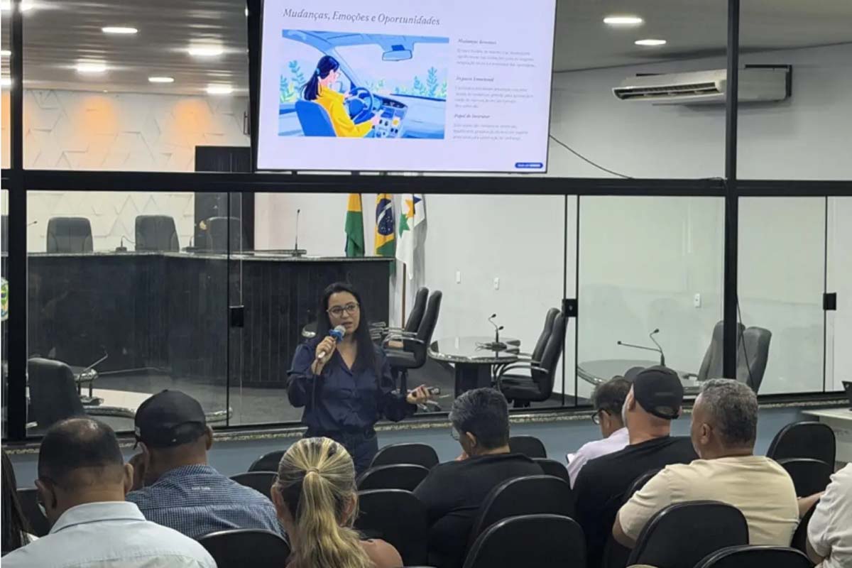 Novas etapas do Encontro Pedagógico para Instrutores de Trânsito são promovidas em Rolim de Moura e Ji-Paraná