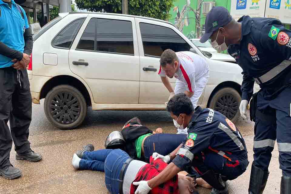 Mulheres ficam feridas após caminhão atingir moto na zona sul de Porto Velho 