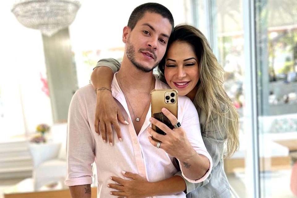 Arthur Aguiar revela que não desistiu de reconquistar Maíra Cardi