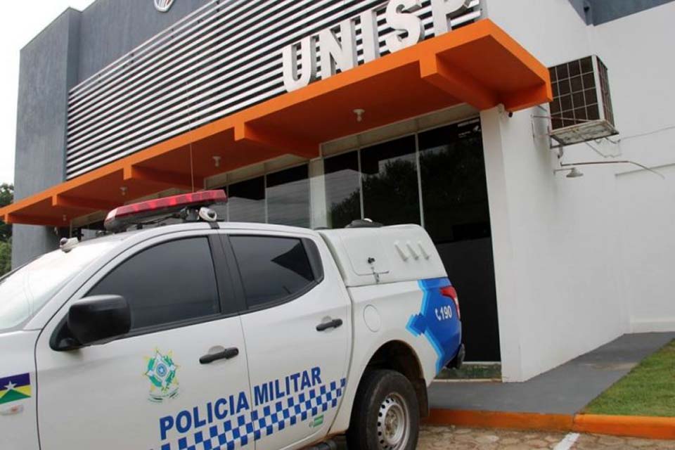 Homem é preso após atacar mulher com facada no pescoço em Tarilândia