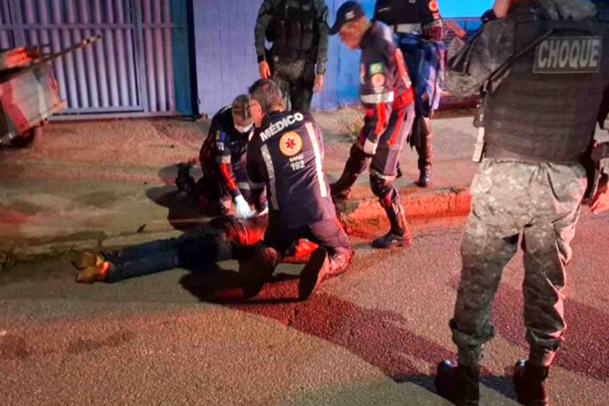 Ciclista é morto a tiros por dupla em  moto na Zona Leste 