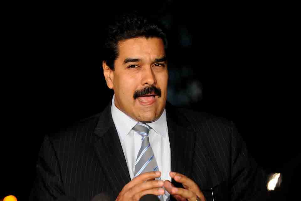  Nicolás Maduro diz que vai retomar diálogo com oposição, suspenso desde 2021