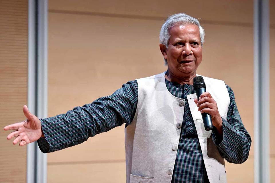 Nobel Muhammad Yunus defende 