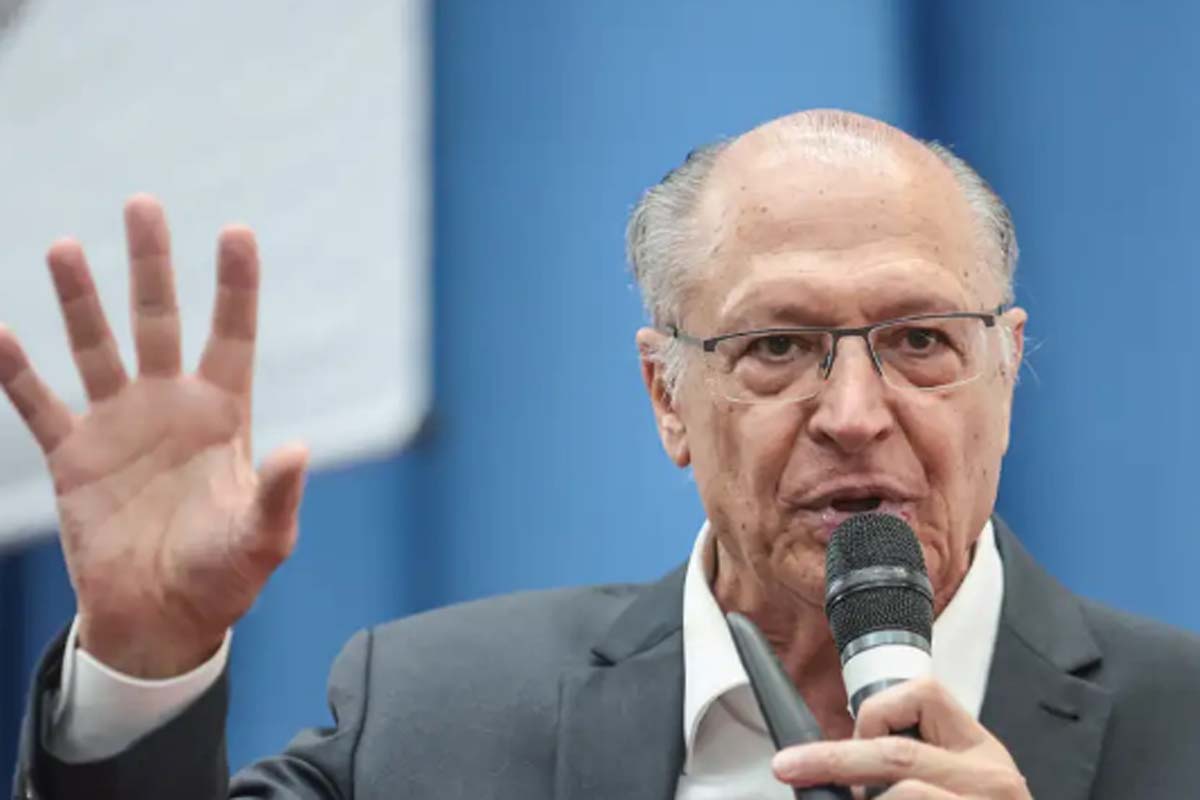Alckmin anuncia regulamentação de salvaguardas em acordos comerciais