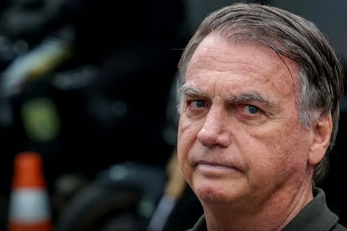 Bolsonaro pede ao STF para se consultar com a nora, que é dentista