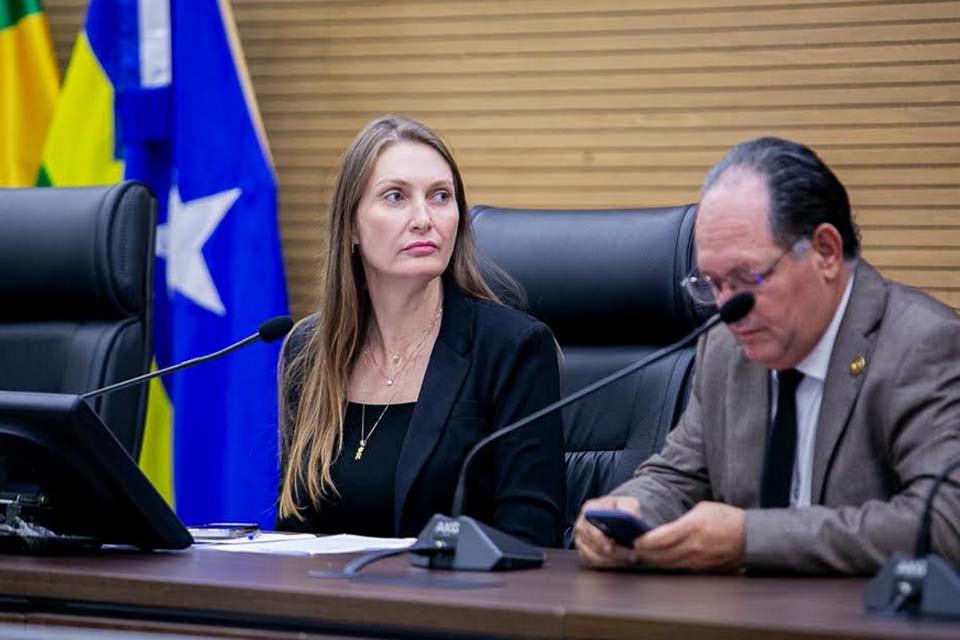 Seringueiras receberá R$ 200 mil para consultas oftalmológicas e óculos por emenda da deputada Lebrinha