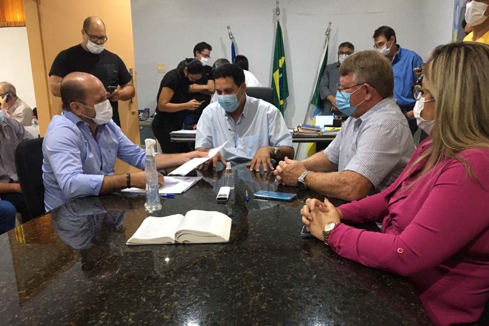 Liberação de recursos para suinocultura atende proposta do prefeito Aldo Júlio, afirmou deputado Cirone