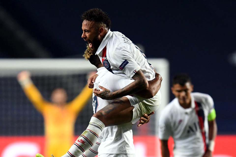 Neymar é indicado ao prêmio de melhor atacante