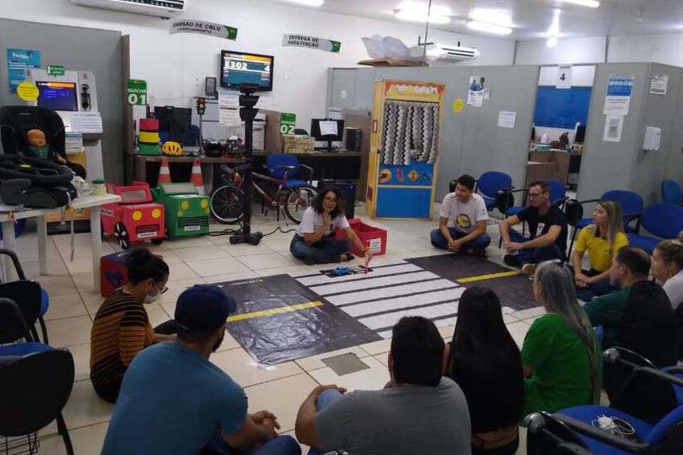 Educadores da Ciretran de Ji-Paraná aprimoram técnicas de Educação de Trânsito para crianças