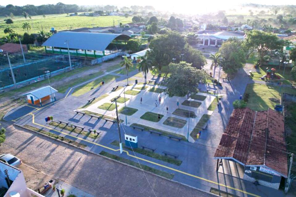 Município de Vale do Paraíso conta com nova praça municipal totalmente revitalizada pelo Governo de RO