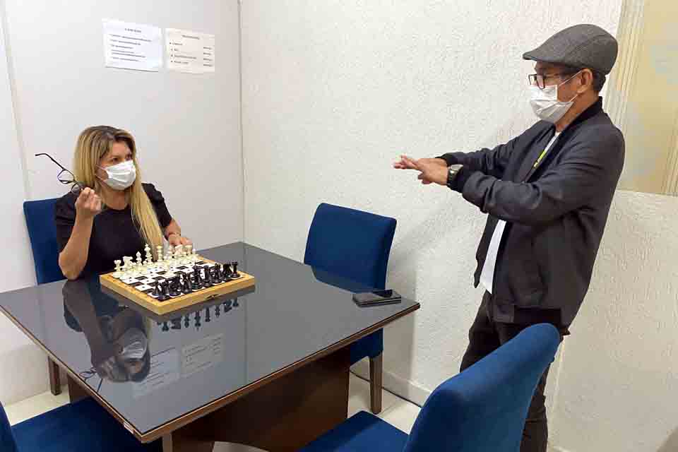 XADREZ: Vagas estão abertas para autistas, cegos, deficientes visuais e auditivos