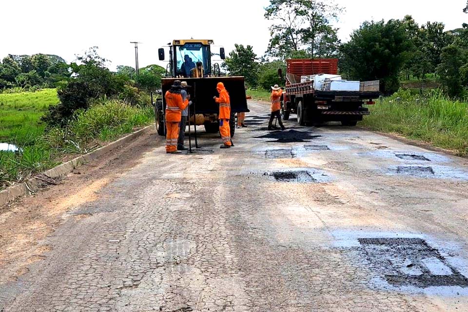 Operação tapa-buracos pretende manter a trafegabilidade das ROs 480 e 133