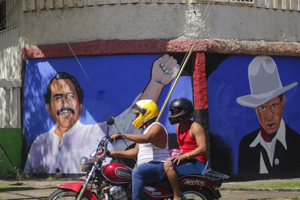 Em eleição com rivais detidos, Ortega conquista 4º mandato na Nicarágua
