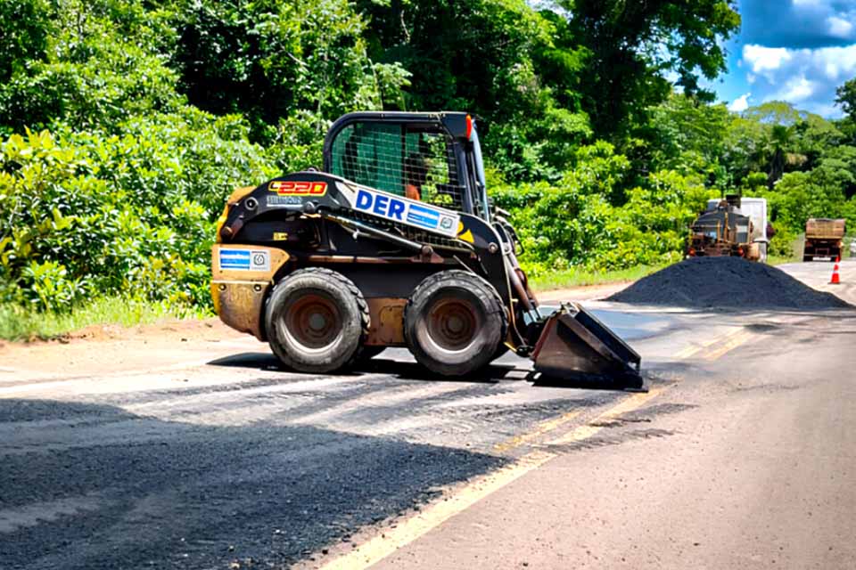 Manutenção asfáltica reforça mobilidade na RO-257, entre perímetro urbano de Ariquemes e o distrito 5° BEC