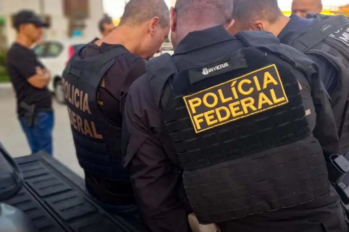 Operação da PF tem prisão de bicheiro, ex-presidente da Alerj e pastor