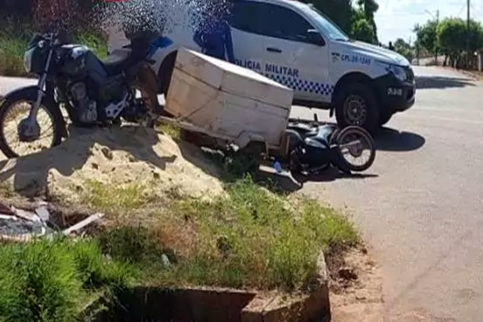 Grávida de 6 meses é socorrida pelos Bombeiros após acidente entre motos 