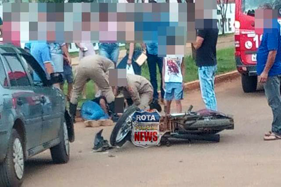 Colisão entre carro e moto deixa um ferido e homem é detido por embriaguez