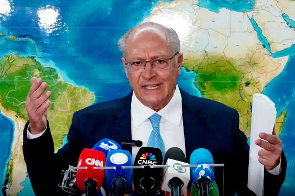 Presidente em exercício, Geraldo Alckmin, participa da abertura da Pré-COP 30