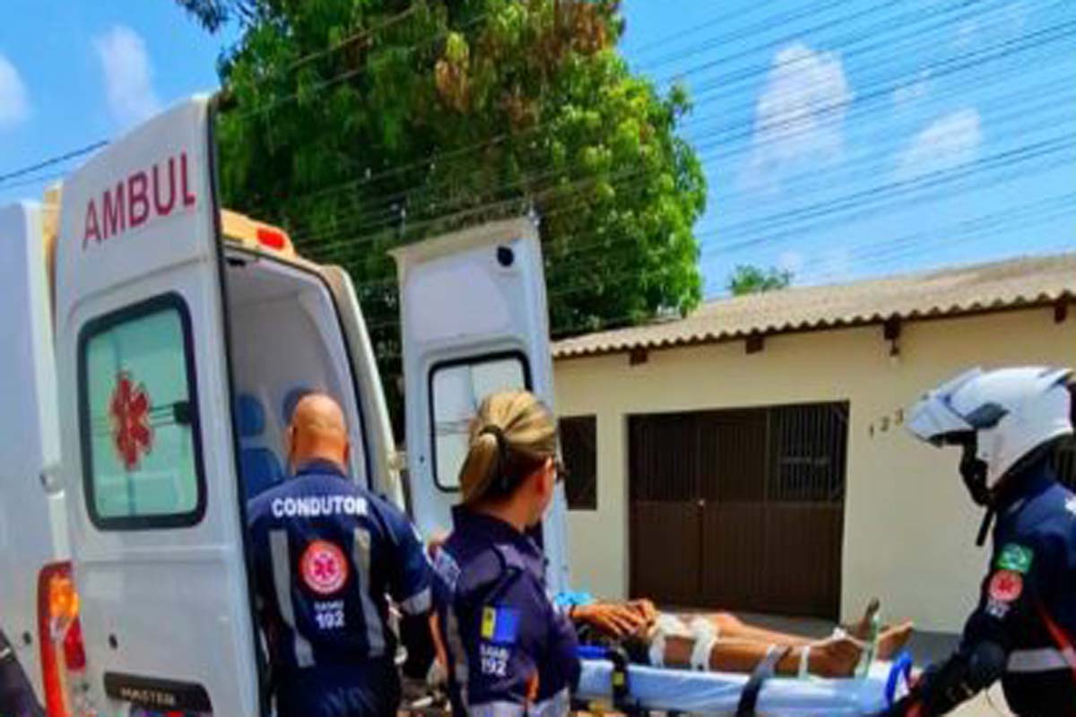 Homem é brutalmente espancado dentro da própria casa na zona leste