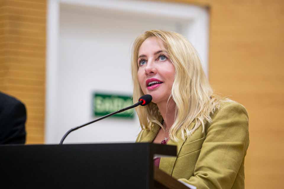 Ieda Chaves recomenda apoio do Estado para ampliar cirurgias eletivas em Espigão do Oeste