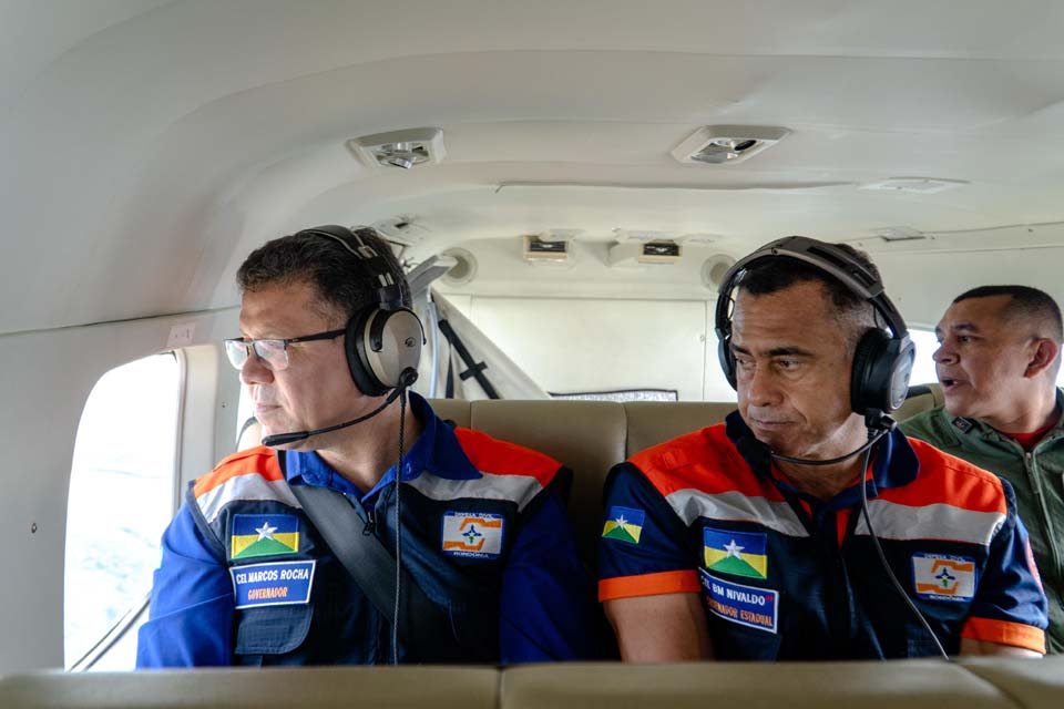 Em sobrevôo nas áreas atingidas pelas enchente governador Marcos Rocha destaca ações imediatas do Governo