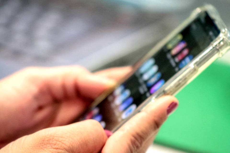 Polícia Civil do Rio devolve 1,4 mil celulares a proprietários