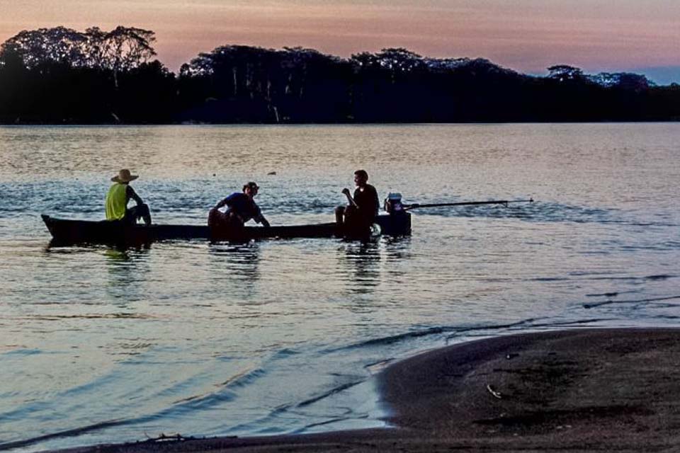 Pescadores artesanais começam a receber seguro-defeso retroativo
