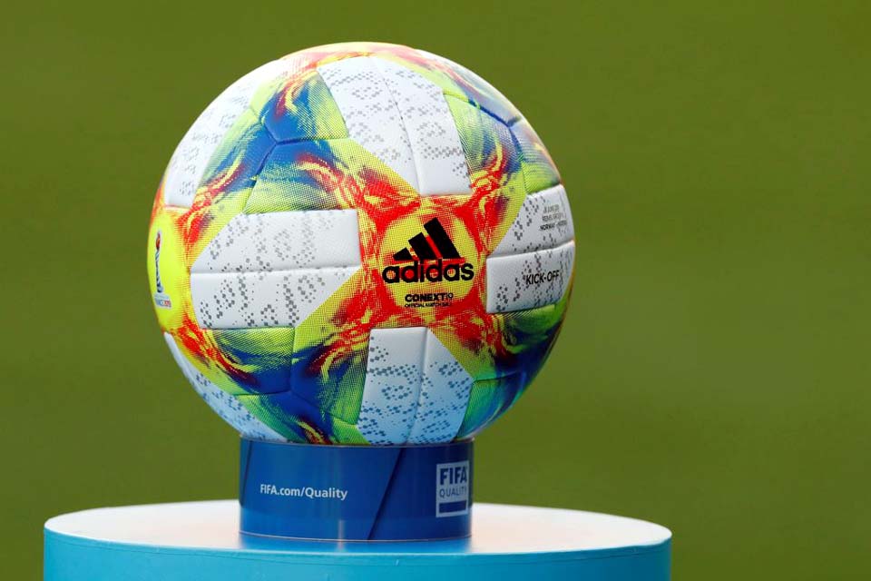 FIFA divulga novas datas de competições adiadas devido à pandemia