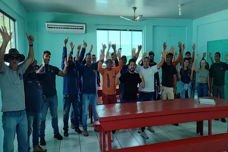 Em assembleia geral servidores do DER-RO, decidem por greve geral a partir da próxima segunda-feira (08)