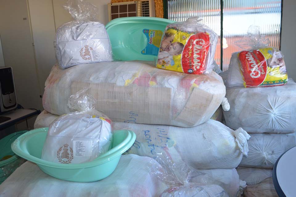 Região Sudoeste de Rondônia recebe kits enxovais do Programa Mamãe Cheguei para valorização das ações de assistência ao pré-natal