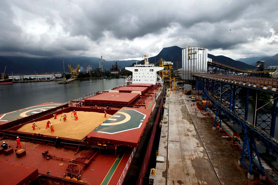 Lei prorroga incentivo fiscal para exportadores durante pandemia