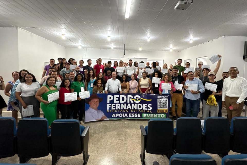 Pedro Fernandes apoia capacitação em Ariquemes com Curso de Marketing Pessoal