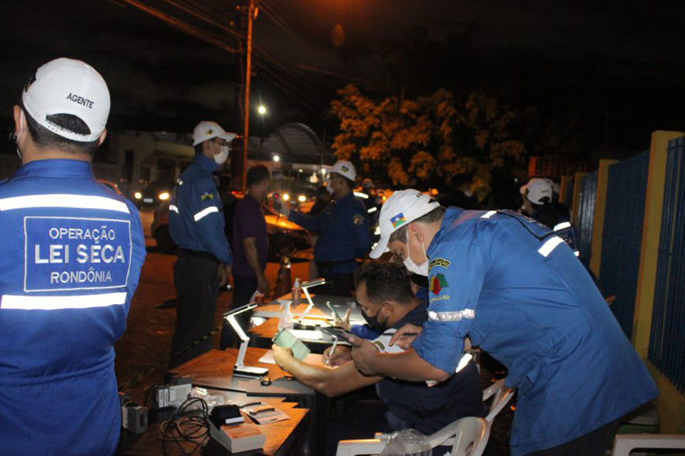 Operação Lei Seca prende 16 motoristas bêbados em Porto Velho