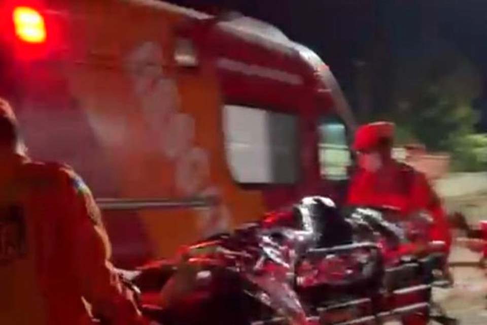 Homem é espancado e tem corpo incendiado em via pública