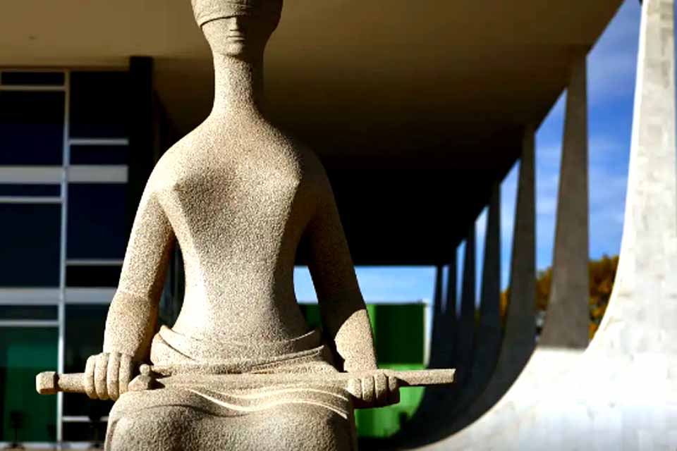 STF retoma julgamento sobre procedimentos médicos fora do rol da ANS