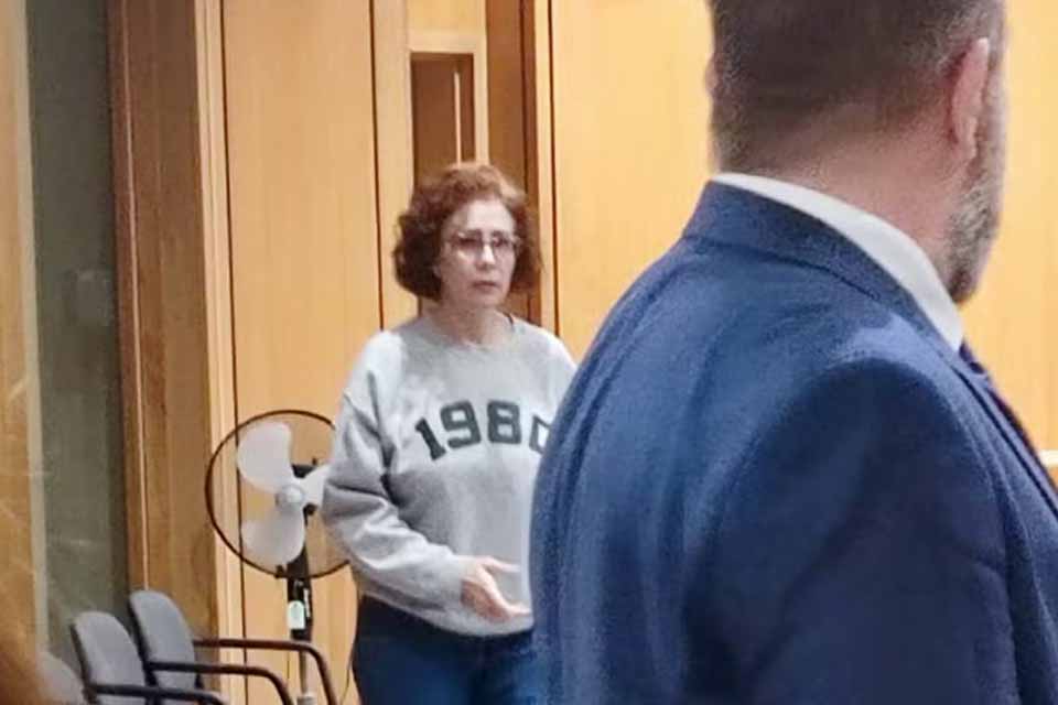 Carla Zambelli passa por audiência na Itália e seguirá presa até nova decisão