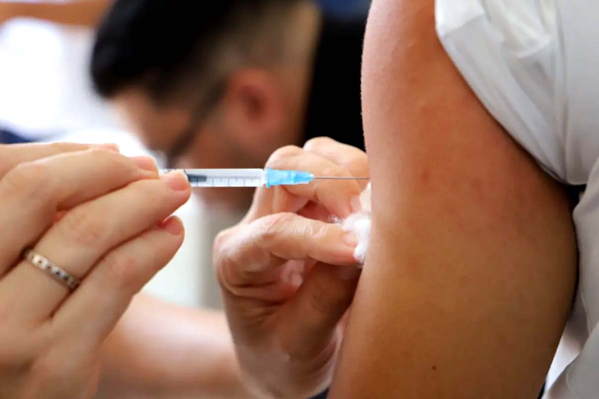 Vigilância em saúde intensifica ações preventivas e orienta população sobre prevenção à meningite em Rondônia