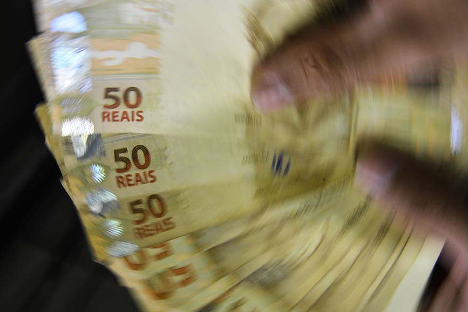 Beneficiários com  Número de Inscrição Social  de final 8 recebem Auxílio Brasil