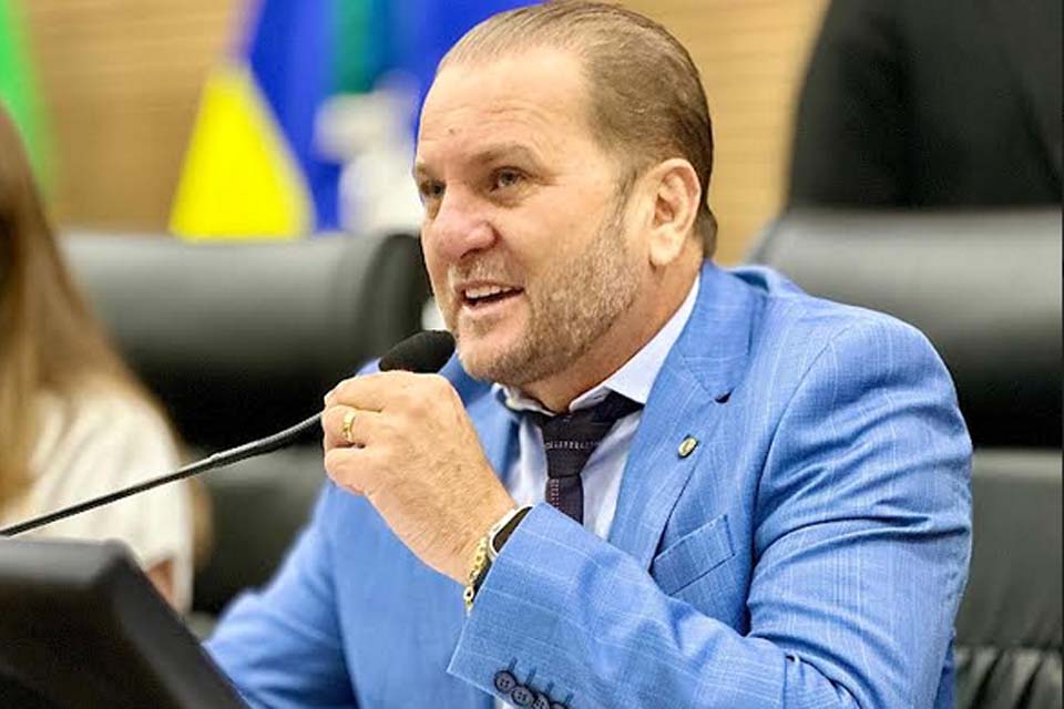 Cirone Deiró destaca parceria do governador coronel Marcos Rocha na geração de emprego