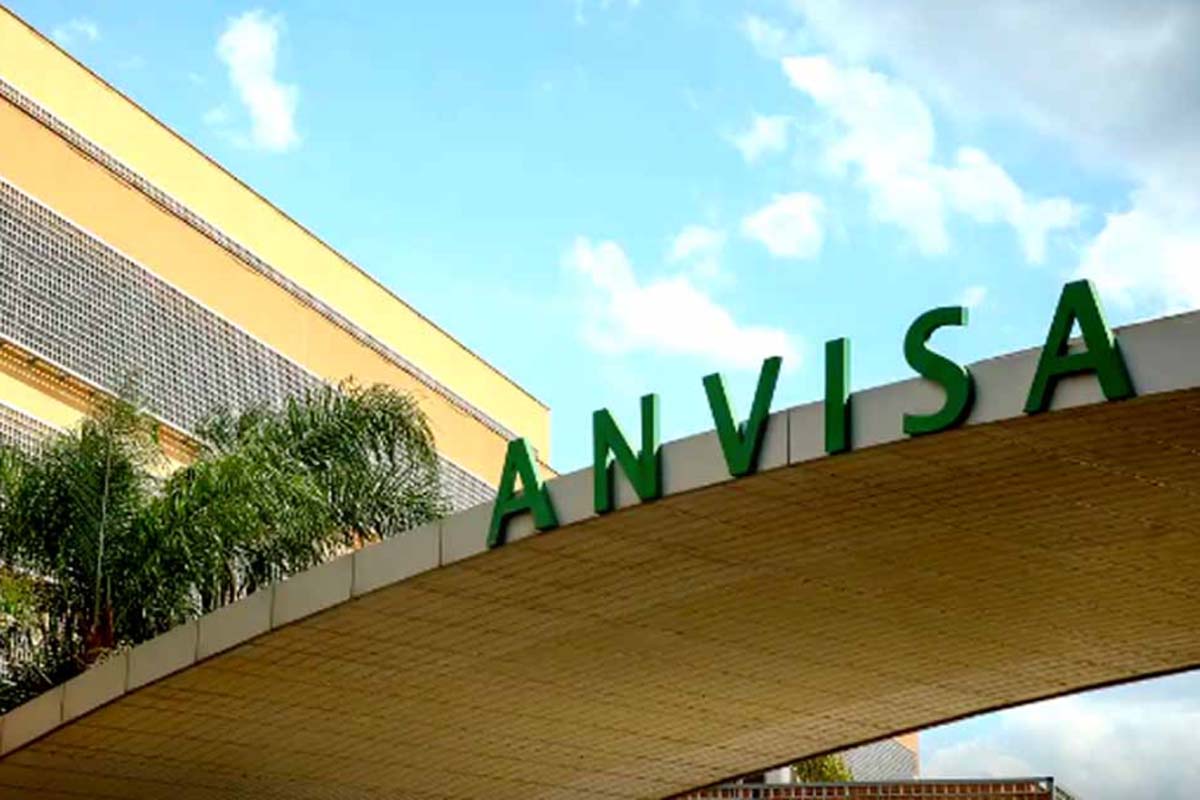 Anvisa libera venda de medicamentos por plataformas como iFood e Rapp